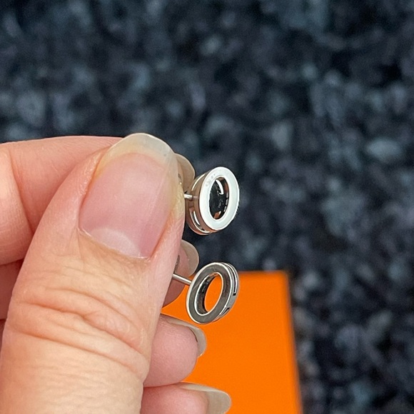 Hermes pop H earrings - Picture 5 of 6